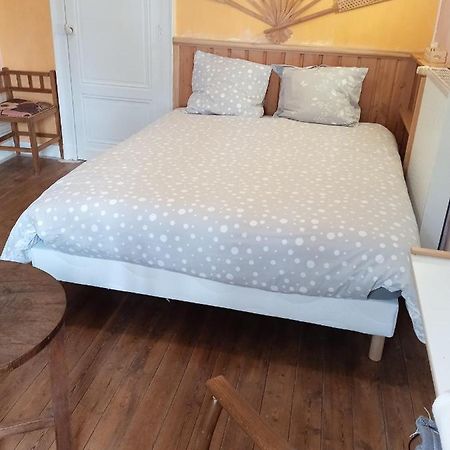 chambre chez l'habitant, axe A62, à 20 min d' ouest d'Agen, parking gratuit, accès cuisine, convivial Port-Sainte-Marie Extérieur photo